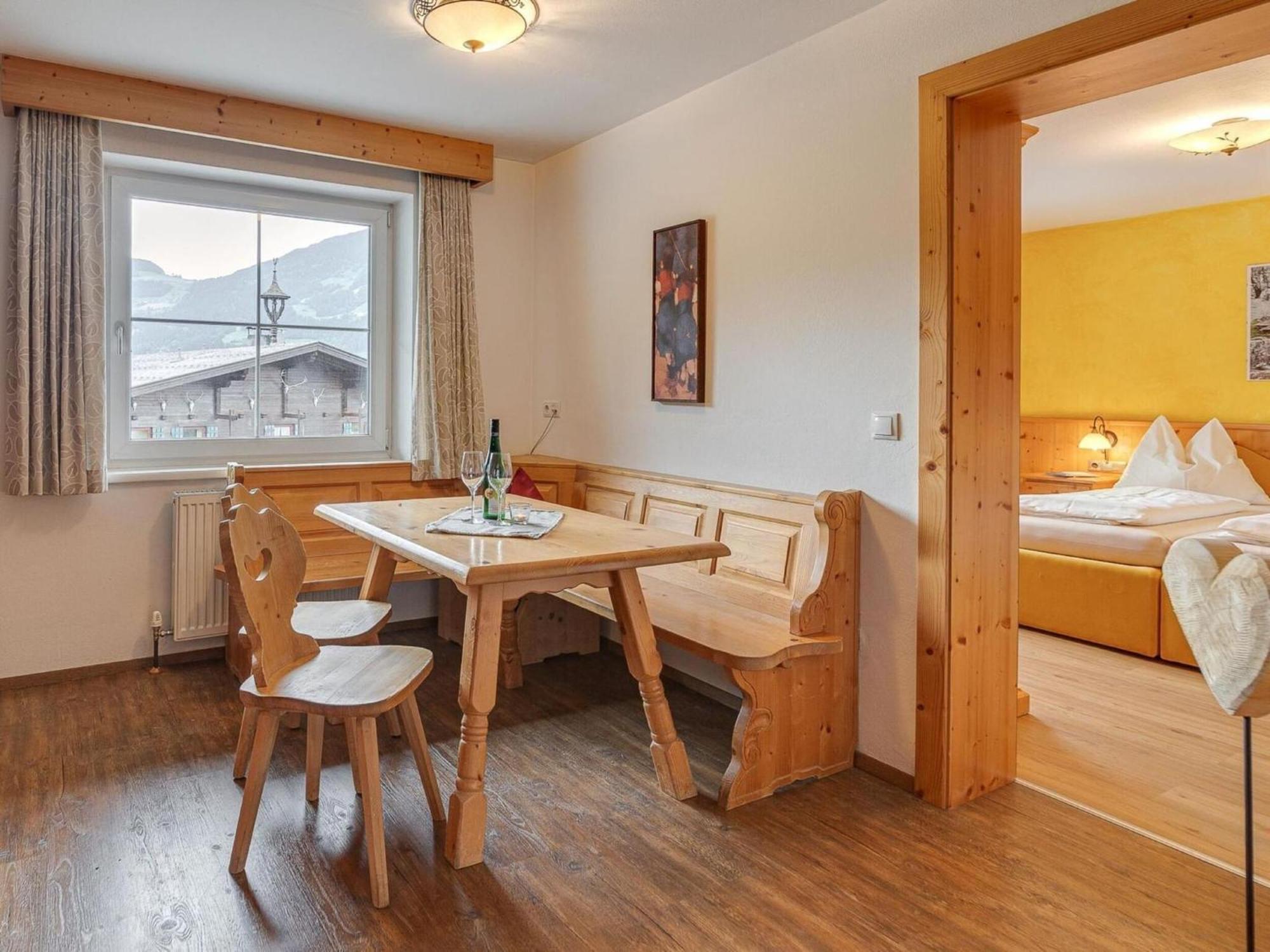 Apartment In Fuegen With A Garden Eksteriør bilde