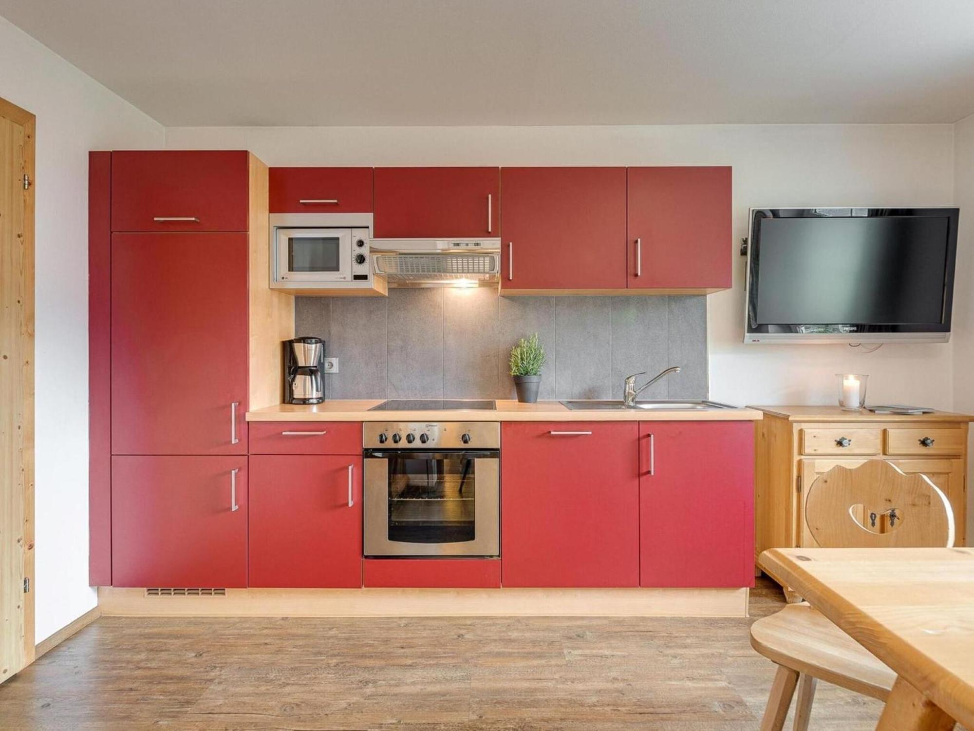 Apartment In Fuegen With A Garden Eksteriør bilde