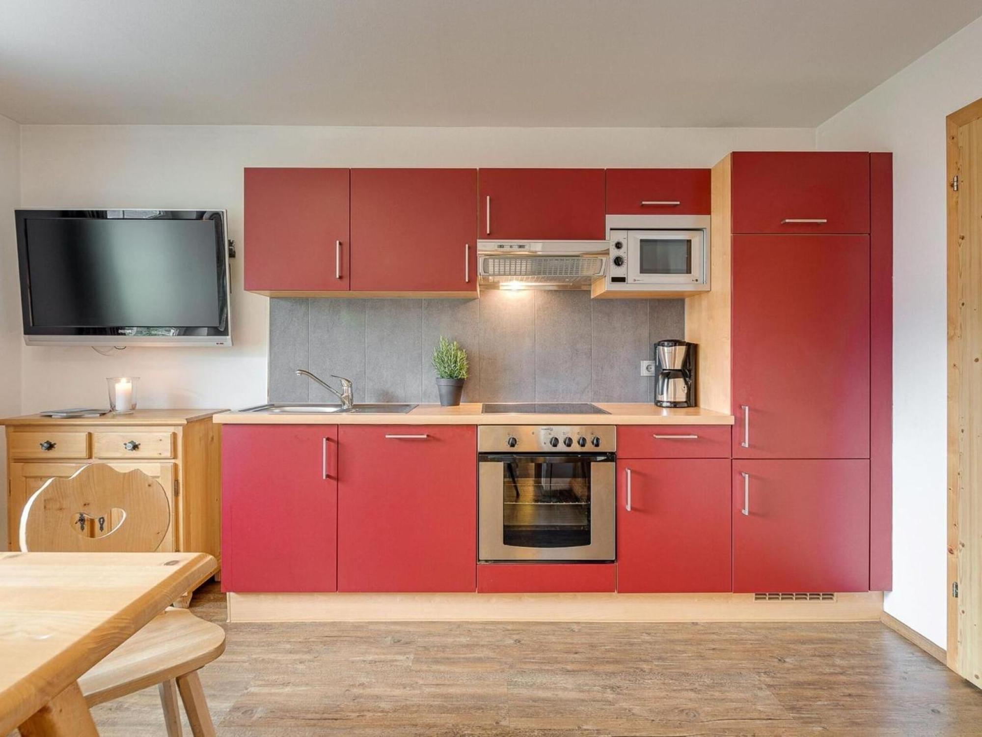 Apartment In Fuegen With A Garden Eksteriør bilde